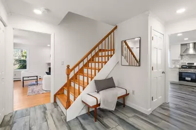 165 Wampum St, Plainville, MA 02762 - Photo 6