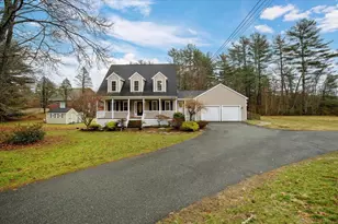 269 Tispaquin St, Middleborough, MA 02346 - Photo 2
