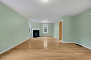 269 Tispaquin St, Middleborough, MA 02346 - Photo 4