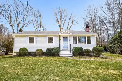 25 Toledo St, Falmouth, MA 02536 - Photo 1