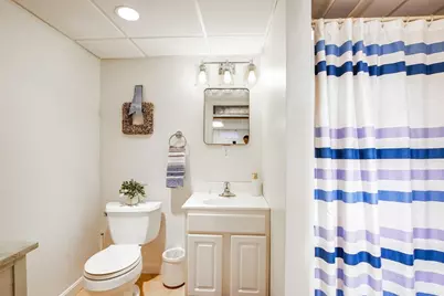 25 Toledo St, Falmouth, MA 02536 - Photo 20