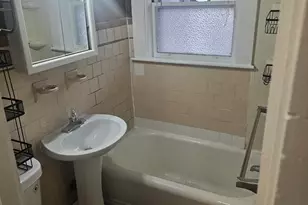 1934 Acushnet Ave, New Bedford, MA 02745 - Photo 10