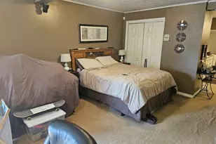1934 Acushnet Ave, New Bedford, MA 02745 - Photo 16