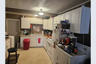 1934 Acushnet Ave, New Bedford, MA 02745 - Photo 16