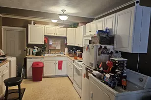 1934 Acushnet Ave, New Bedford, MA 02745 - Photo 16