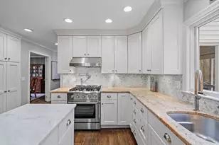 25 Howe St, Medway, MA 02053 - Photo 8