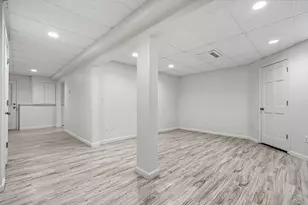 25 Howe St, Medway, MA 02053 - Photo 26