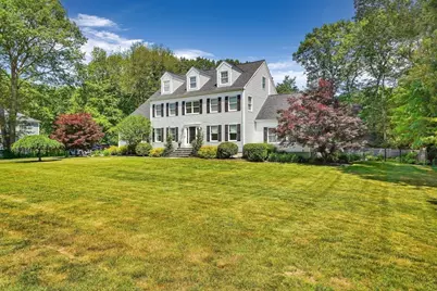 25 Howe St, Medway, MA 02053 - Photo 42