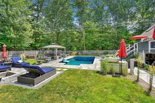 25 Howe St, Medway, MA 02053 - Photo 32