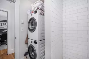 84 Emerson St, Boston, MA 02127 - Photo 10