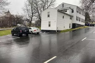 227 Bridge St, Northampton, MA 01060 - Photo 4