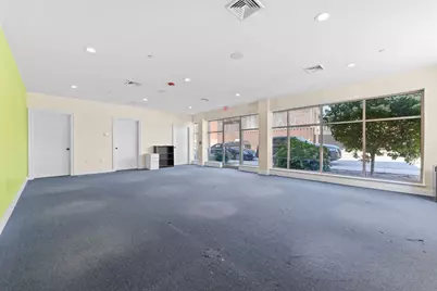 637 E 1st St, Boston, MA 02127 - Photo 6