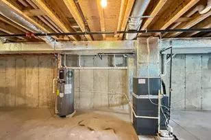 7 E Dexter Ave, Woburn, MA 01801 - Photo 24