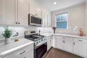 7 E Dexter Ave, Woburn, MA 01801 - Photo 4