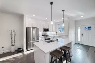 7 E Dexter Ave, Woburn, MA 01801 - Photo 2