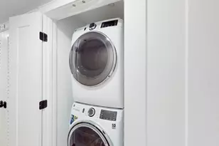 440 E 8th St, Boston, MA 02127 - Photo 18