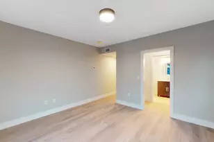 440 E 8th St, Boston, MA 02127 - Photo 6