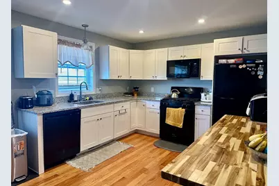 3 Marshall Street #3, Lowell, MA 01851 - Photo 8