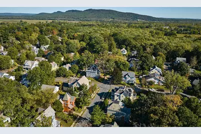 46 Columbus Ave, Northampton, MA 01060 - Photo 32