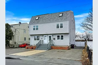 31 Dunn Rd #31, Revere, MA 02151 - Photo 1