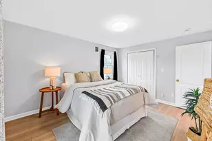 31 Dunn Rd, Revere, MA 02151 - Photo 8