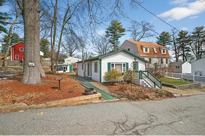 7 Sunrise Ave, Billerica, MA 01821 - Photo 12