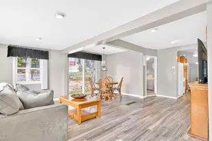 7 Sunrise Ave, Billerica, MA 01821 - Photo 1