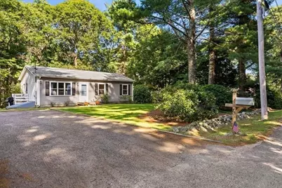 75 Sanford St, Berkley, MA 02779 - Photo 2