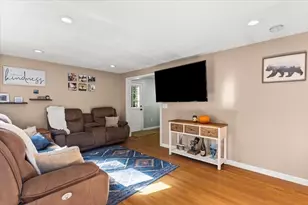 75 Sanford St, Berkley, MA 02779 - Photo 8