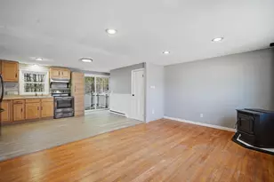 239 Hanson Dr, Springfield, MA 01128 - Photo 16