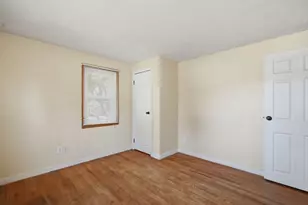 239 Hanson Dr, Springfield, MA 01128 - Photo 12