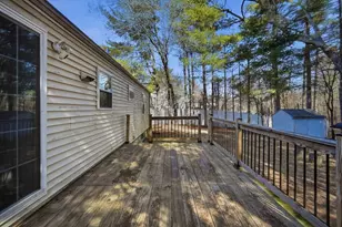 239 Hanson Dr, Springfield, MA 01128 - Photo 20