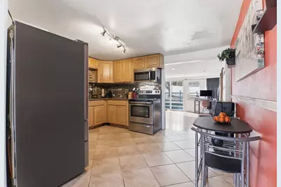 39 Groton St, Springfield, MA 01129 - Photo 8