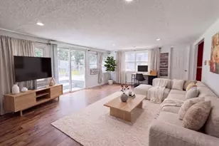 39 Groton St, Springfield, MA 01129 - Photo 1