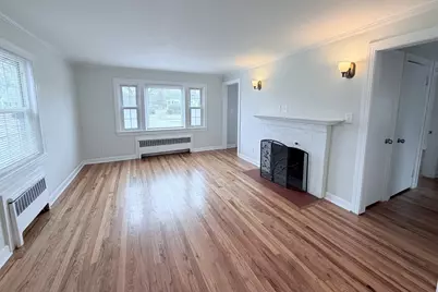 40 Beach St, Woburn, MA 01801 - Photo 4