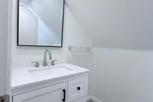 40 Beach St, Woburn, MA 01801 - Photo 8