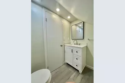 40 Beach St, Woburn, MA 01801 - Photo 12