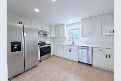 40 Beach St, Woburn, MA 01801 - Photo 2