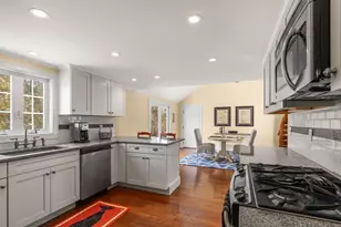 48 Bayview Cir, Barnstable, MA 02655 - Photo 16