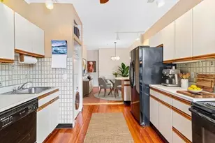 8 Euston St 8 Euston St U: 5, Brookline, MA 02446 - Photo 6