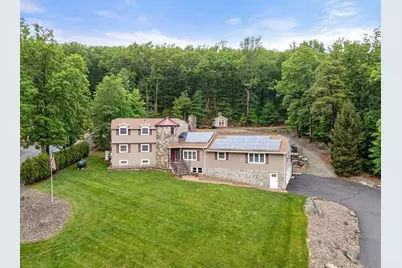 235 James St, Ludlow, MA 01056 - Photo 2