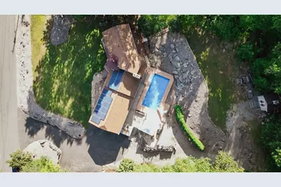 235 James St, Ludlow, MA 01056 - Photo 6