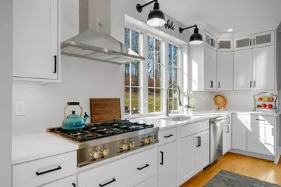 62 Seven Sister Rd, Haverhill, MA 01830 - Photo 8