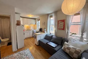 35 Charter St, Boston, MA 02113 - Photo 1