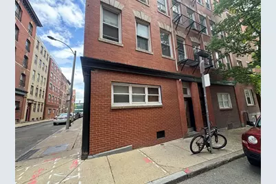 35 Charter Street #6, Boston, MA 02113 - Photo 8