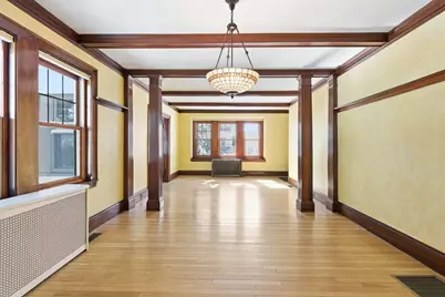 7 Clyde Rd #1, Watertown, MA 02472 - Photo 8