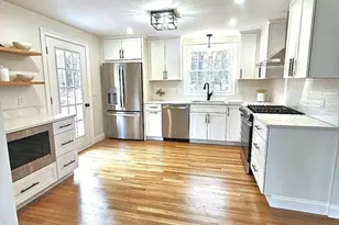 1094 Glebe St, Taunton, MA 02780 - Photo 2