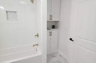 1094 Glebe St, Taunton, MA 02780 - Photo 12