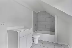 25 Tremont St, Brockton, MA 02301 - Photo 16