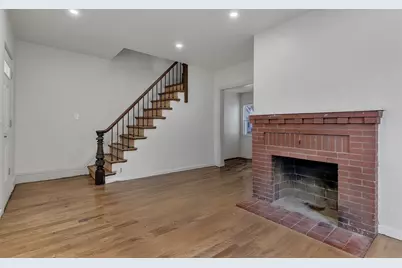 25 Tremont St, Brockton, MA 02301 - Photo 4